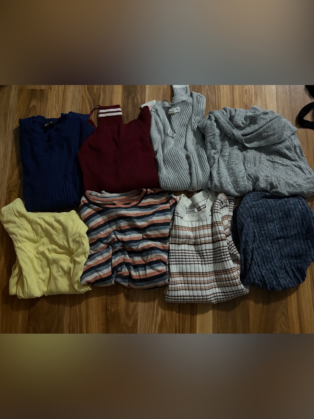 8 SWEATERS BUNDLE